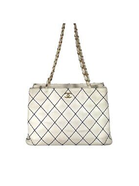 Chanel Shoulder Bag CC Logo Leather White